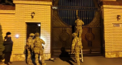 ФСБ нагрянула в дом «Махонинских»: объединение терроризировало Челябинск грабежами и переделом сфер