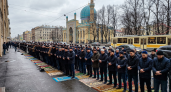 Тысячи петербуржцев собрались в Соборной мечети отметить Ураза-байрам