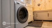 Забудьте про коврики и подставки: одна простая настройка заставит стиральную машину стоять как влитую