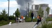 На рынке стройматериалов «Тополёк» в Новой Москве вспыхнул павильон