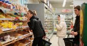 Я перестал покупать развесные конфеты в супермаркетах после слов знакомого продавца: вот что там скрыто
