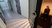 Приезжий машинист изобразил свастику сметаной на асфальте в Тихорецке
