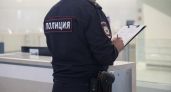 Пьяный иностранец бросил телефон в полицейского в аэропорту Благовещенска