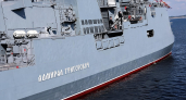 Фрегат «Адмирал Григорович» подал сигналы британской яхте при опасном сближении