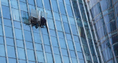 Самолёт врезался в башню CITIC Tower в Пекине, сотрудников срочно эвакуировали