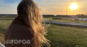 Ваши волосы перестанут ломаться после этого простого действия: трихологи раскрыли секрет идеальной густоты