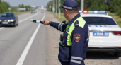 На Сахалине два человека погибли после наезда легковушки на стоящий прицеп