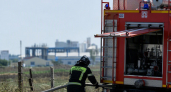 В пригороде Краснодара вспыхнул склад площадью 1 700 квадратных метров