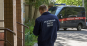 В Углегорске в подъезде дома нашли тело 28-летнего мужчины, идет проверка