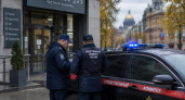 Обыски прошли в медцентре Петербурга по делу об обмане пожилых пациентов