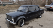 В Новосибирске продают «Жигули» 1979 года, переделанные в редкое купе