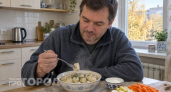 Забудьте про изнуряющие диеты: доктор Мясников назвал простой способ есть любимые блюда и при этом худеть