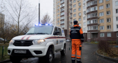 На юго-востоке Москвы прохожие поймали выпавшего из окна мальчика