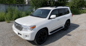 В Хабаровске продают Toyota Land Cruiser 2014 года с пробегом 2700 км
