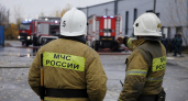 В Омске после атаки беспилотников загорелся логистический центр Ozon