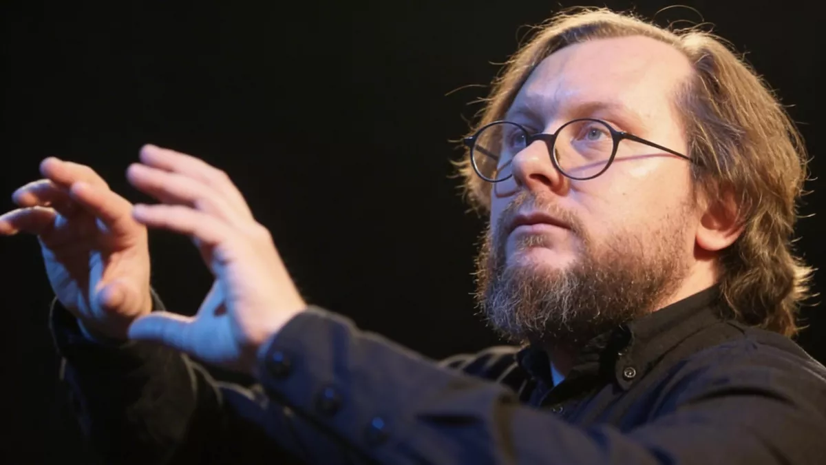 Дирижёр из клипа Shortparis погиб во время лыжной прогулки в Карелии