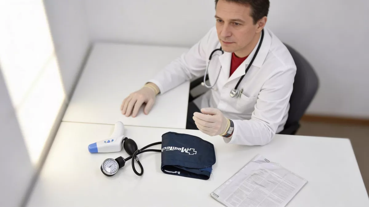 Пьяный водитель показал алкотестеру рекордные 2,5 миллиграмма — это смертельная доза