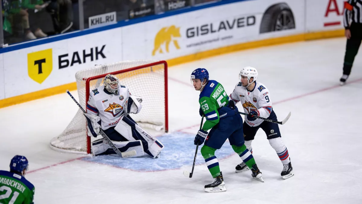 Отмененный гол разозлил «Металлург» и сломал «Салават Юлаев»