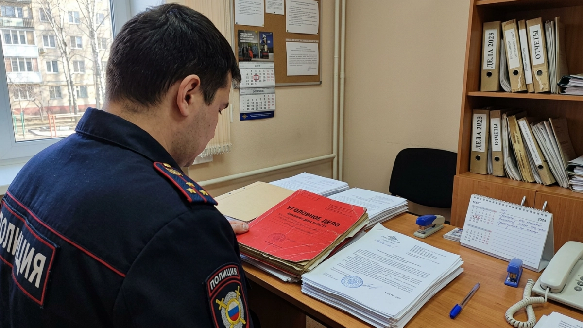 Сотрудник генконсульства Германии сбил курьера у подземного паркинга в Петербурге