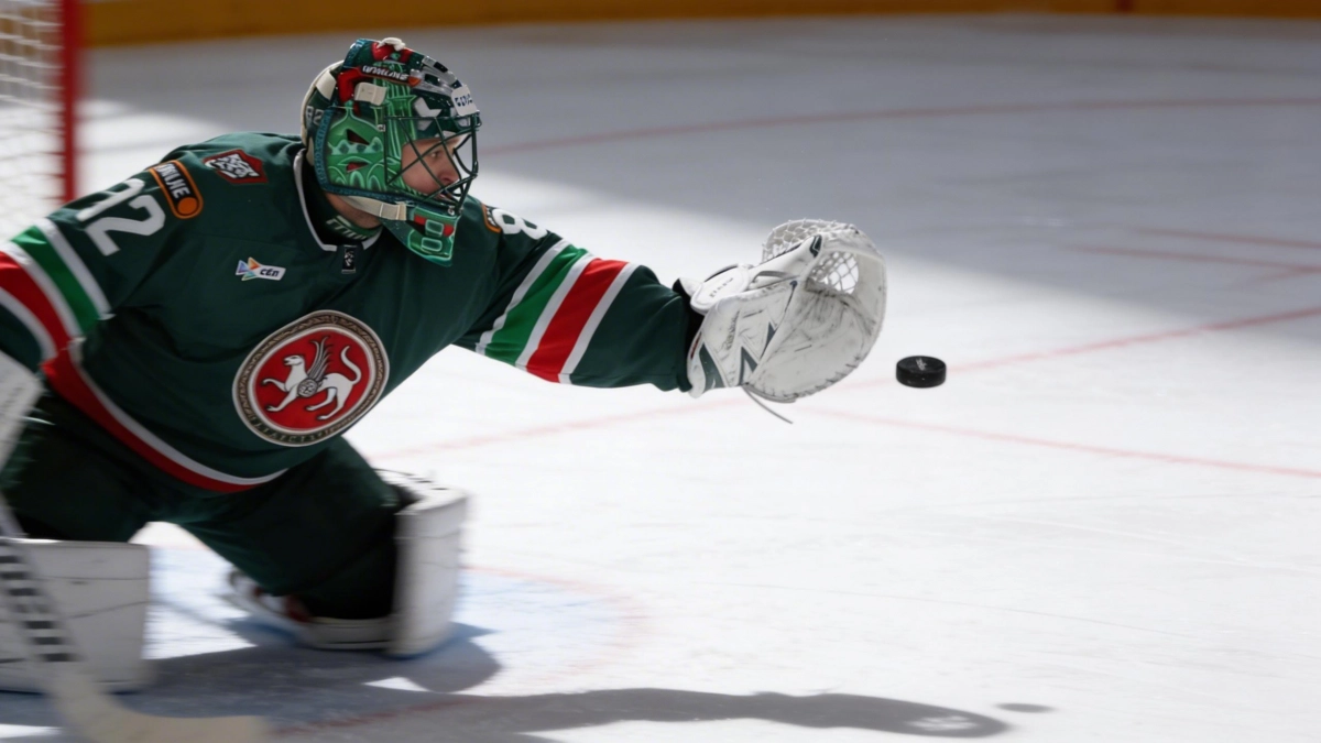 Вратарь «Ак Барса» Билялов повторил рекорд Коваржа по передачам в КХЛ