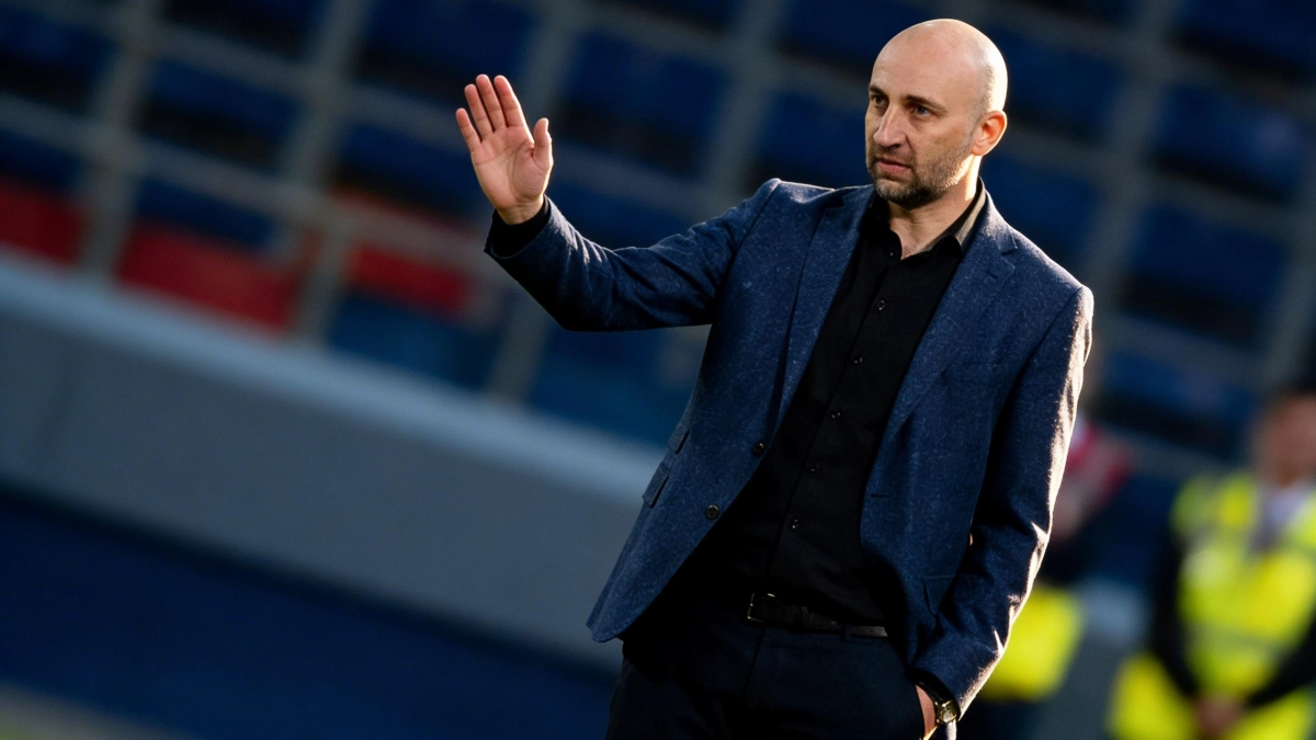 Тренер «Крыльев Советов» уезжает в Казахстан: экс-президент клуба возмущён