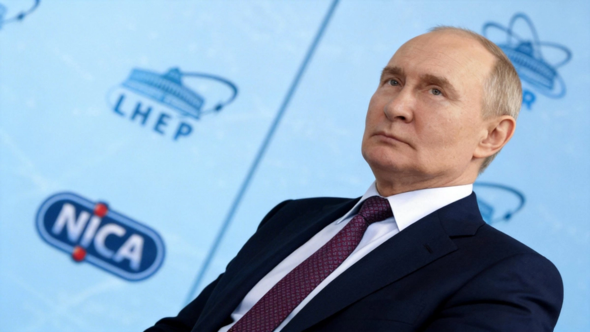 Путин потребовал ускорить расселение бараков в Архангельской области