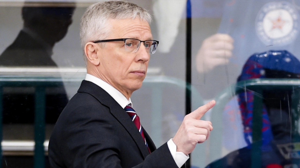 Ларионов остаётся в СКА: тренер подтвердил продолжение работы с клубом