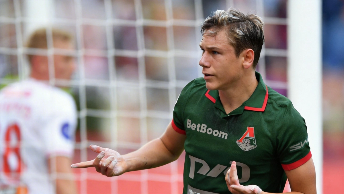 Агент Батракова опроверг слухи о переходе в ПСЖ: «Конкретики нет»