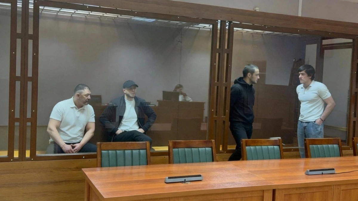 Петербургский криминальный авторитет получил 10 лет за АУЕ и вымогательство