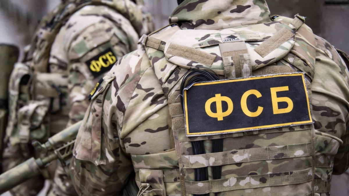 ФСБ задержала россиянина, готовившего взрыв пути под пассажирским поездом в Новороссийске