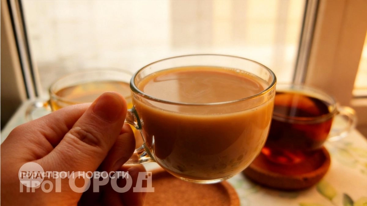 Хватит портить сердце: почему привычка добавлять молоко в утренний кофе разрушает ваш организм изнутри