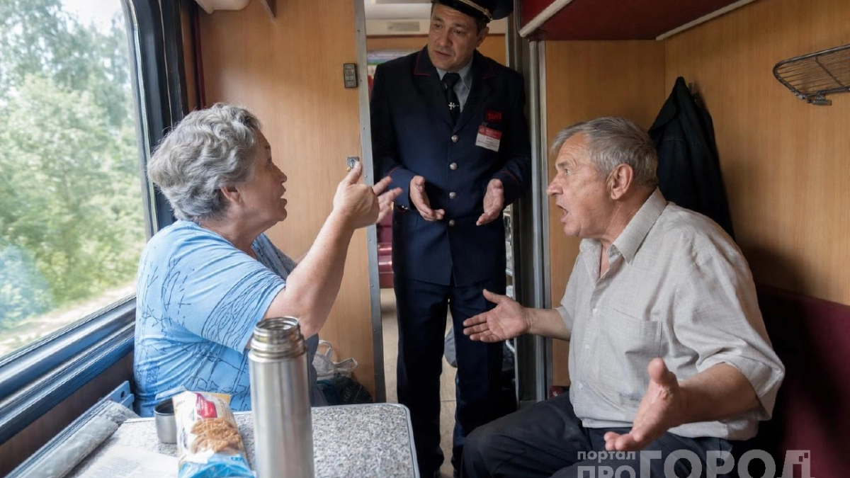 В крымском плацкарте пенсионеры не поделили места: приходил начальник поезда - вот почему он решил не связываться