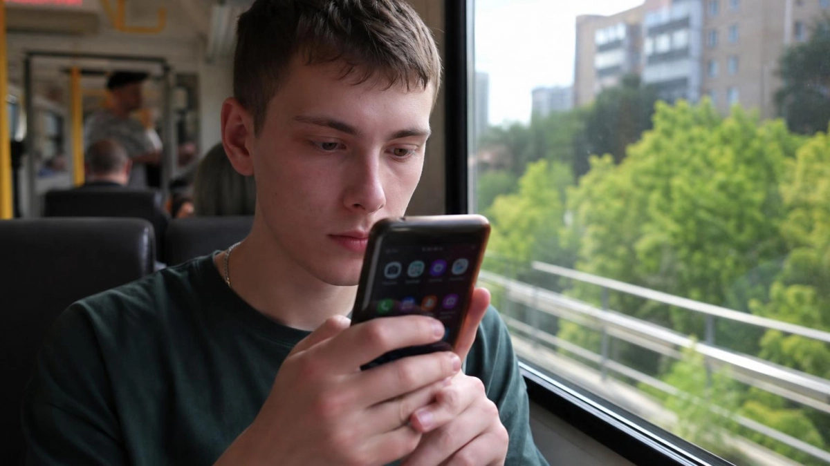 Из App Store исчезли «Дзен», VK Video, VK Music и еще несколько сервисов VK