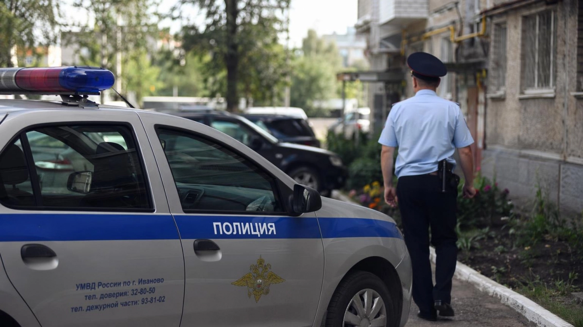 В Петербурге задержали мужчину, преследовавшего девушку с ножом у дома