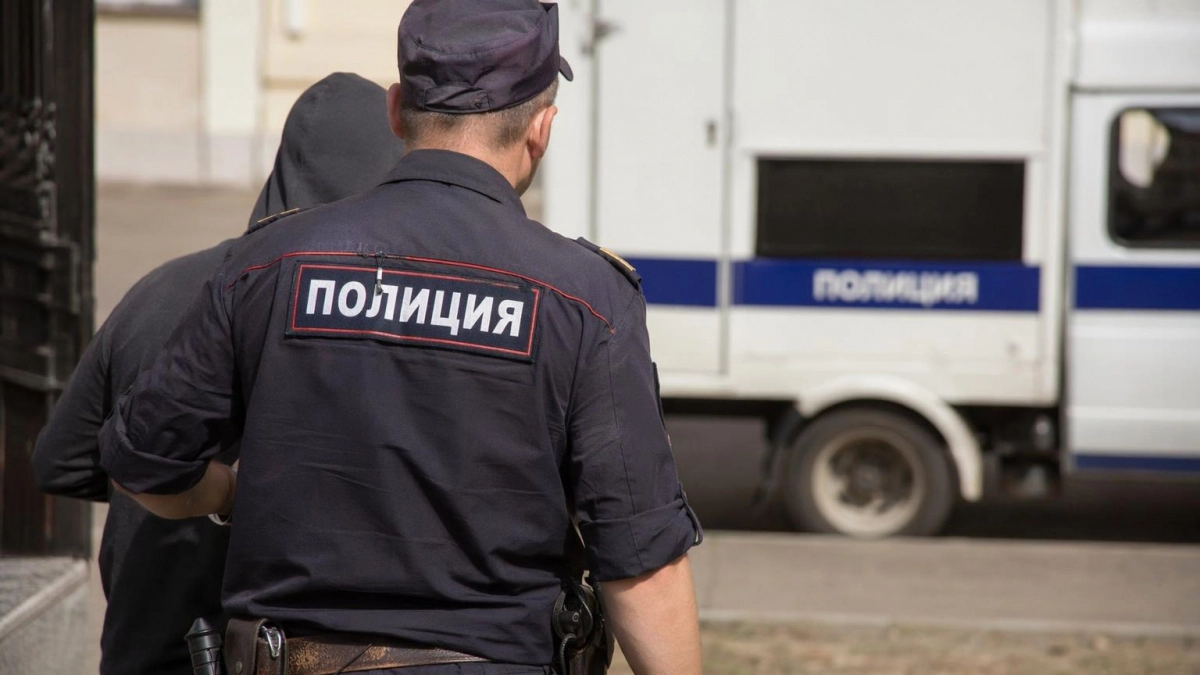 В Новосибирске мужчину осудили на 18 лет за убийство знакомой и вымогательство