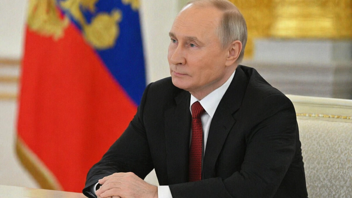 Путин простился с Сергеем Ивановым на церемонии в Центральной клинической больнице