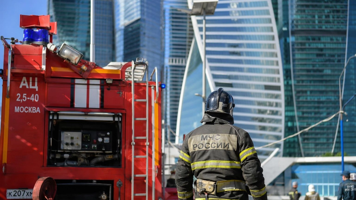 В башне Федерация в Москва Сити проводят эвакуацию и пожарную проверку