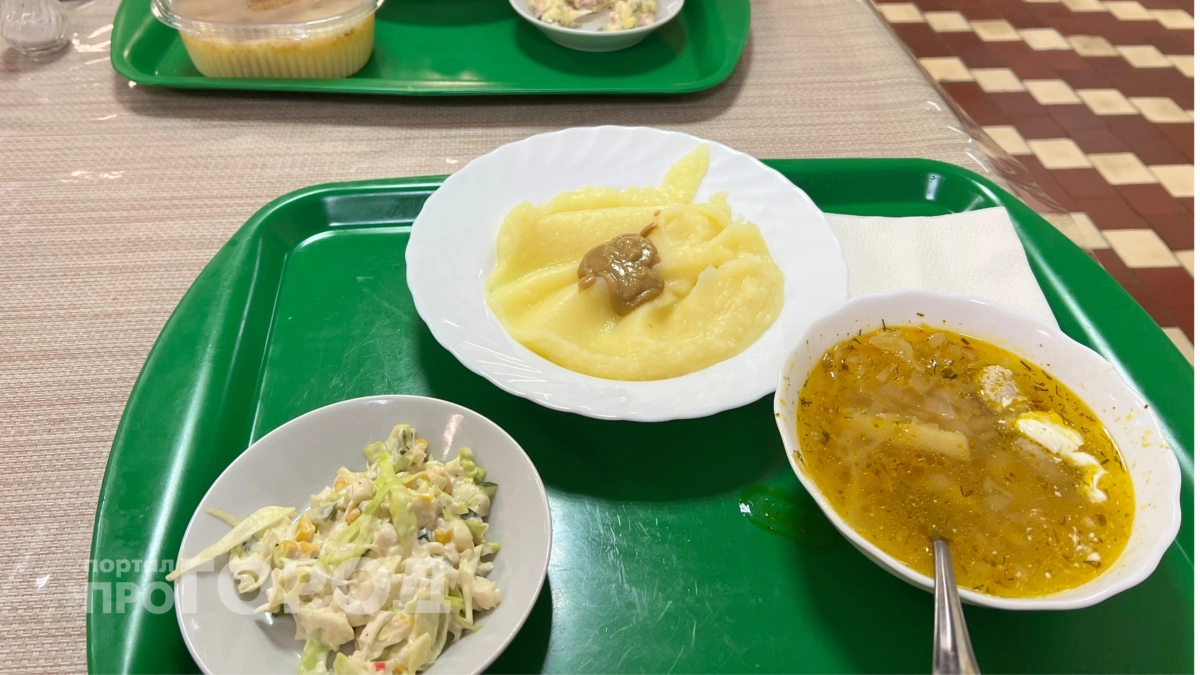 Кишечник скажет спасибо после 40: добавьте в свое меню эти 9 продуктов для идеального пищеварения каждый день
