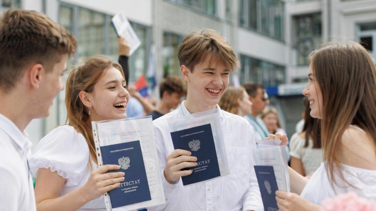 Тюменские выпускники установили рекорд на ЕГЭ: 95 стобалльных результатов