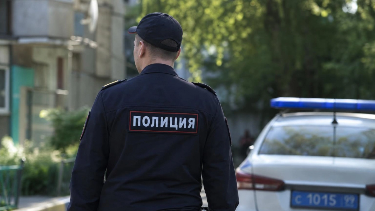 В Омске задержали троих мужчин после нападения на подростков из-за длинных волос