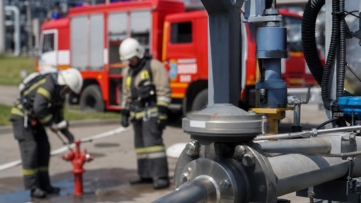 На Нижнекамскнефтехиме локализуют возгорание, угрозы для людей нет