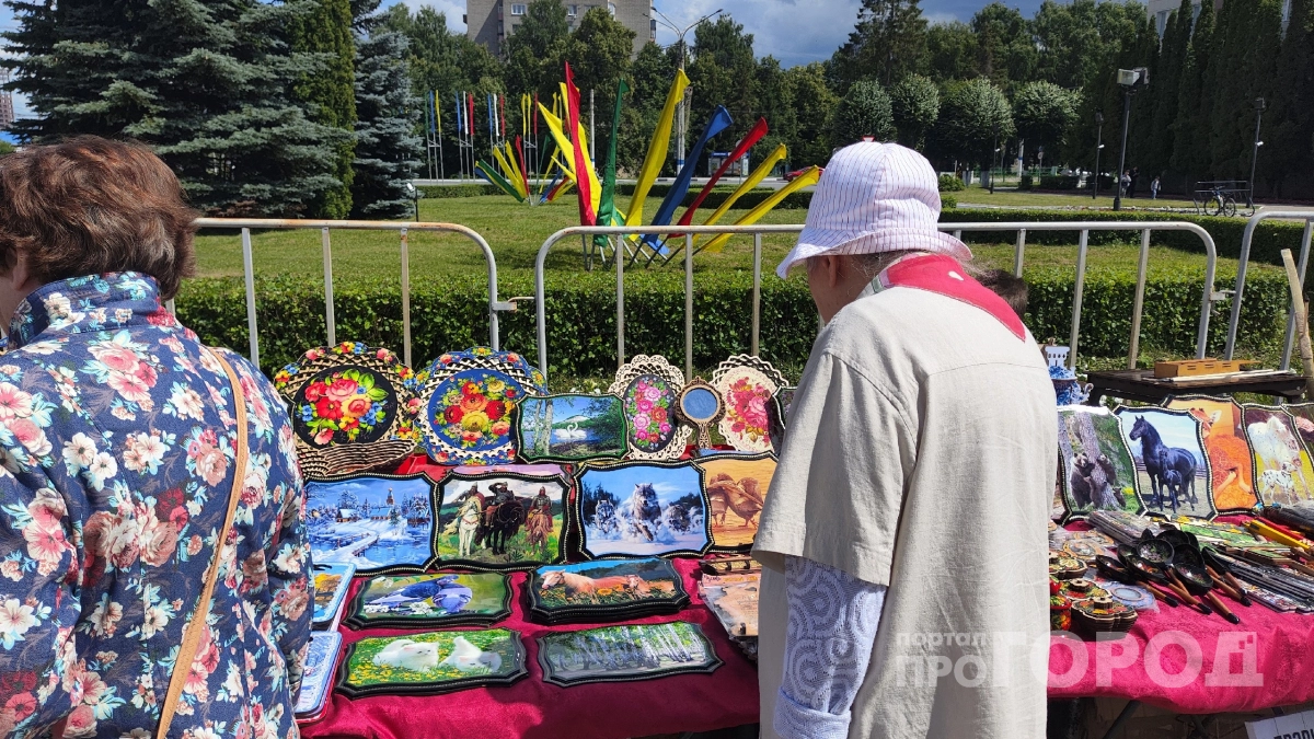 Приезжают скептиками а уезжают с нашими замашками: какие привычки русских незаметно меняют иностранцев