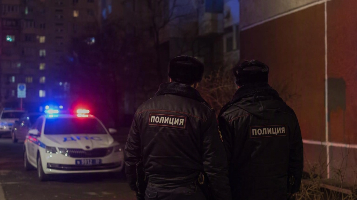 На Дубнинской улице москвич ранил ножом 16-летнего знакомого младшего брата