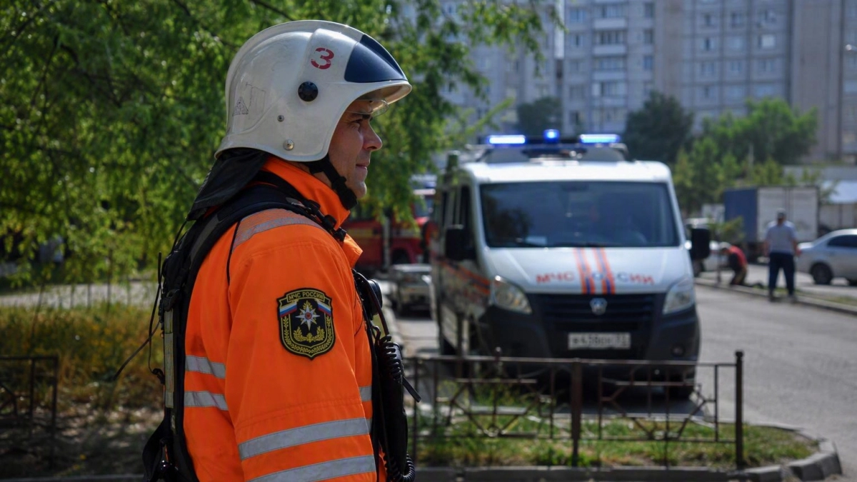 В Новороссийске обломки дронов упали на шесть домов и стройплощадку