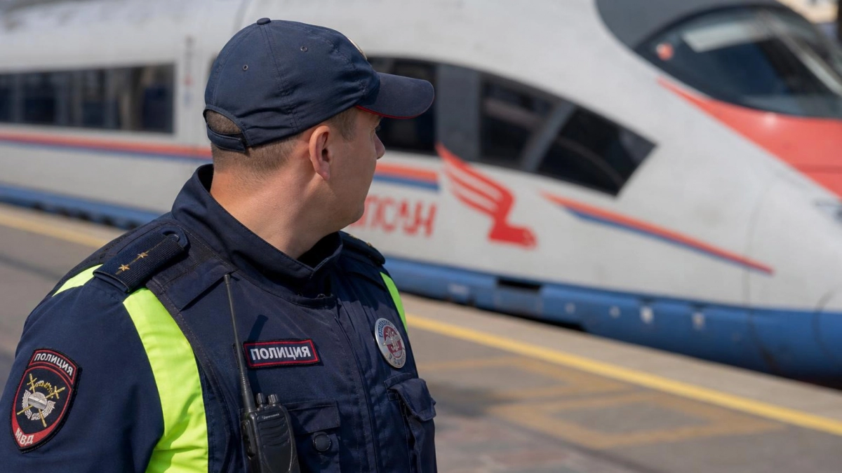 На крыше «Сапсана» у Обухово нашли зацепера без признаков жизни