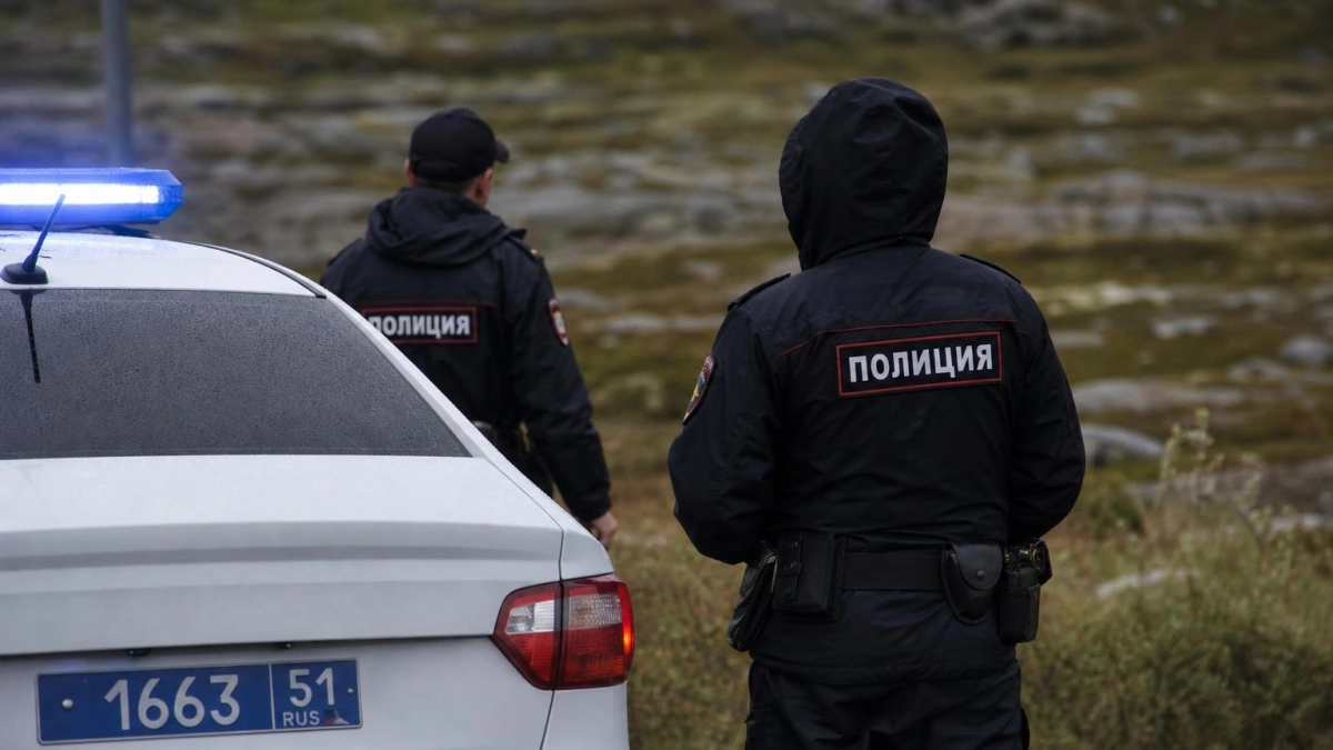 ФСБ: задержанный иностранец вылетел в Мурманск для незаконного перехода в Норвегию