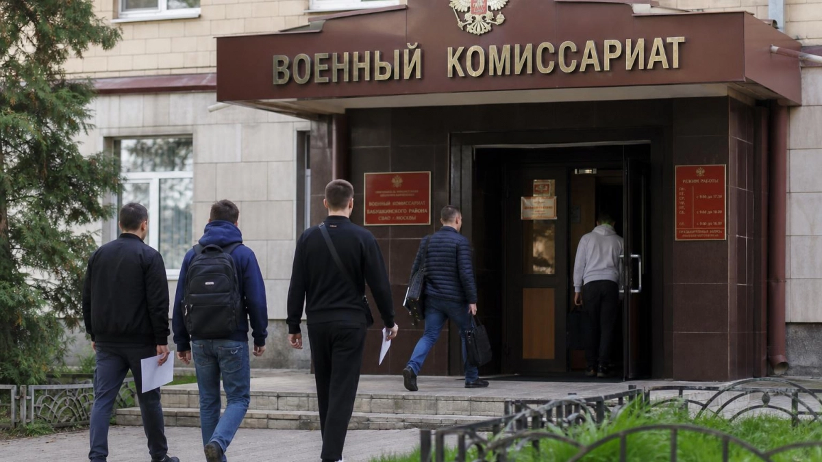 Военкоматам откроют доступ к банковским данным и диагнозам призывников и их близких