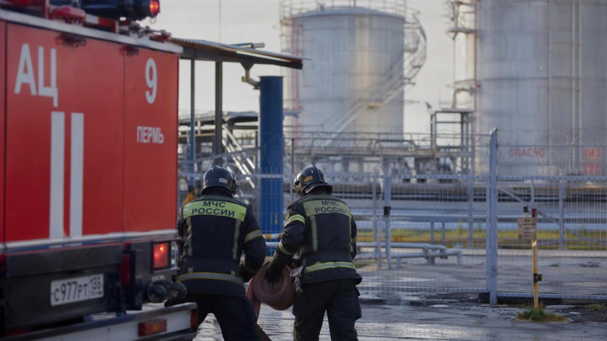 В Сочи и Сириусе отражают атаку БПЛА, на нефтебазе произошло возгорание