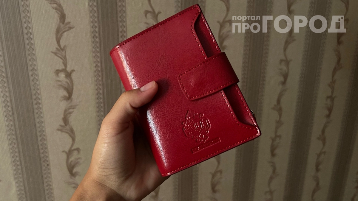 Притяните деньги в свой кошелек: проверьте какой цвет идеален для вашего знака зодиака прямо сейчас