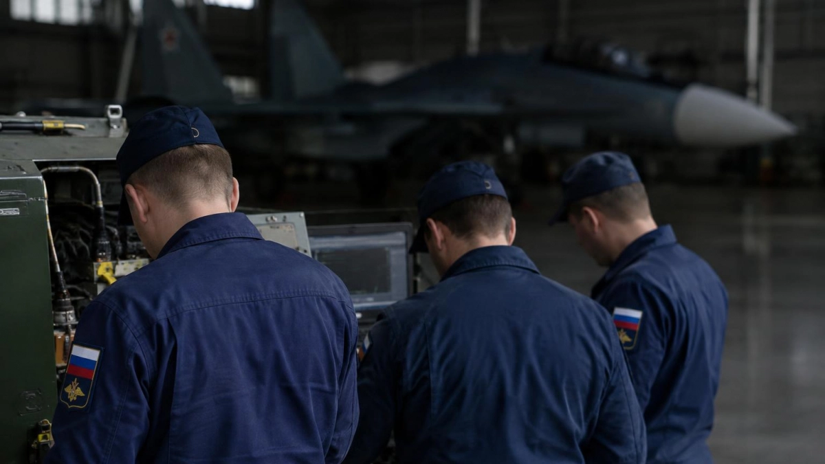 По данным источника, Су-34 нанесли удар по штабам и укрытиям ВСУ в Краматорске